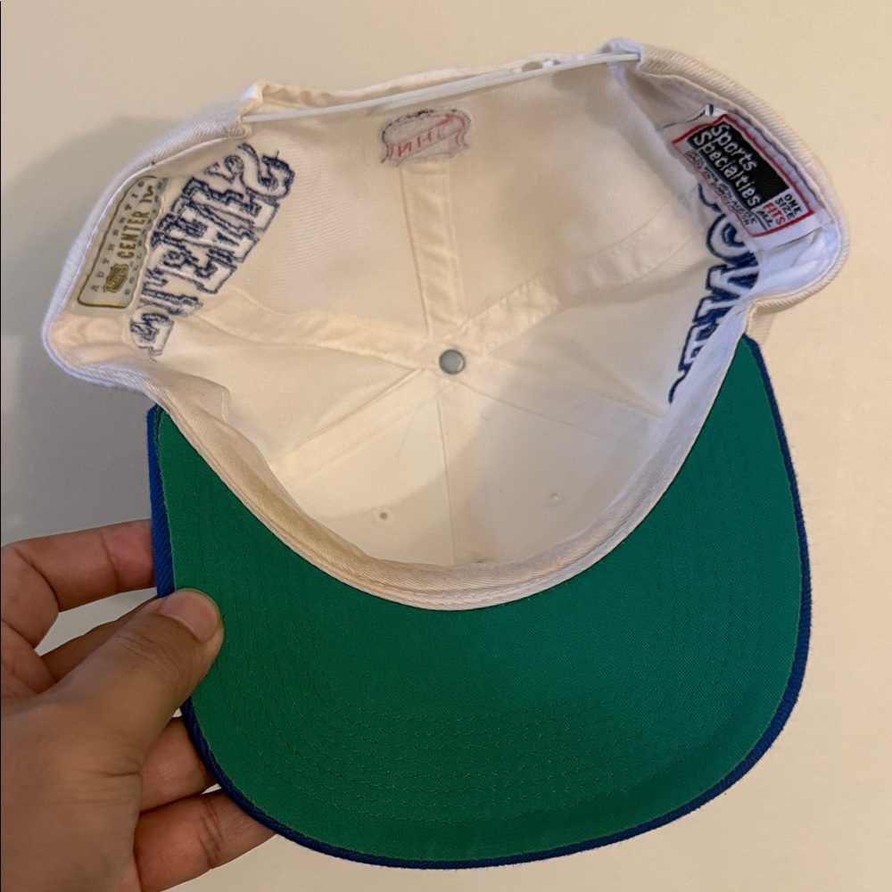 Toronto Maple Leafs Blue and White Cap - Picture 3 of 3